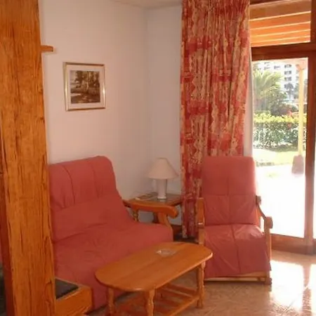 Ξενοδοχείο Atindana *